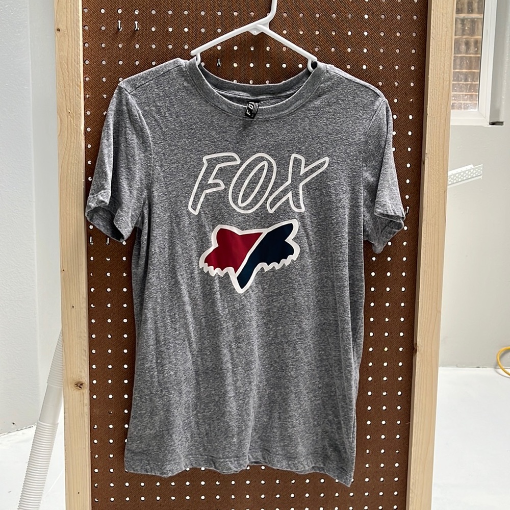 Women’s Fox T-shirt size Small